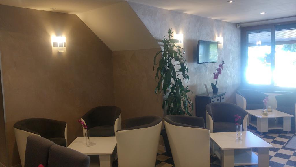 Le Point De Chute Hotel Tournavaux Ngoại thất bức ảnh