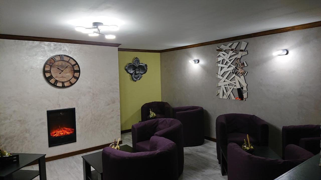 Le Point De Chute Hotel Tournavaux Ngoại thất bức ảnh
