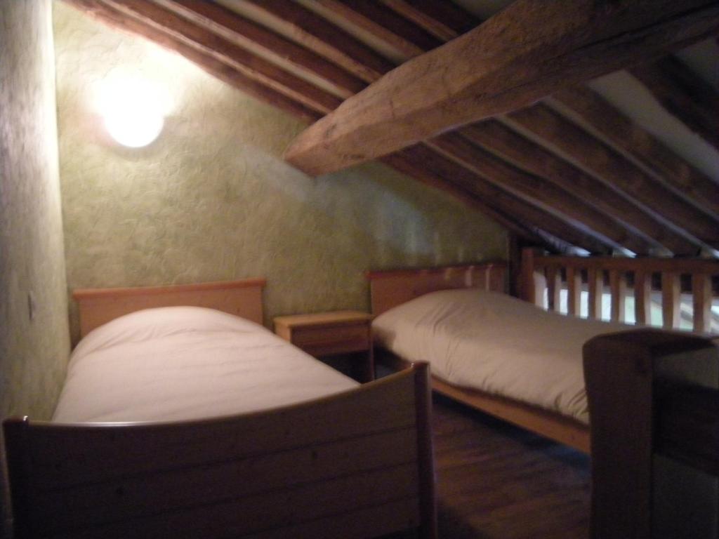 Le Point De Chute Hotel Tournavaux Phòng bức ảnh